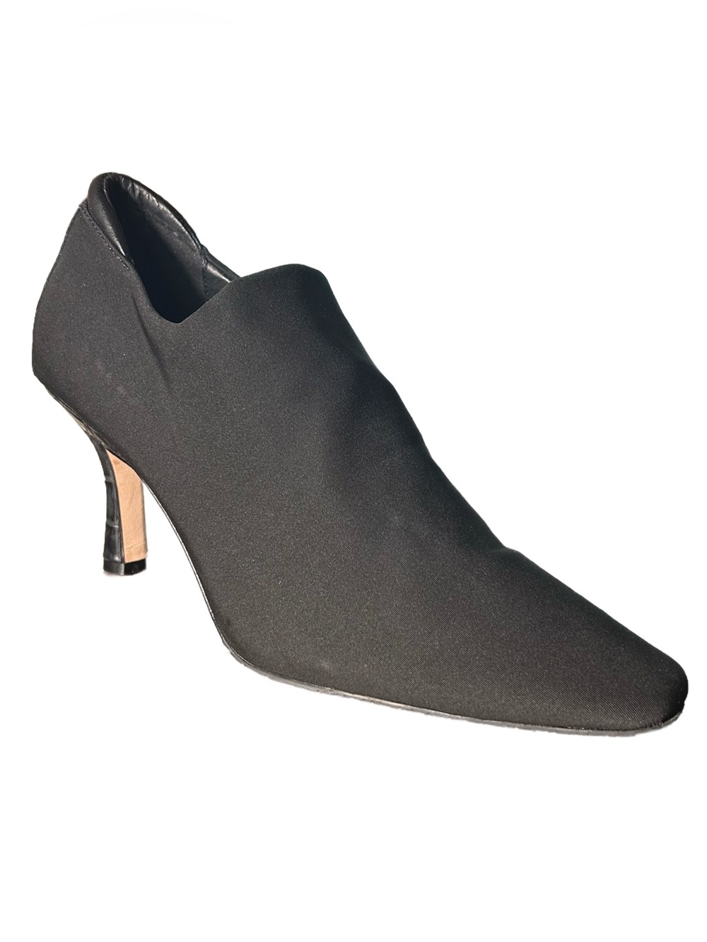 Donald Pliner Heels Size 8.5 Dotti Stretch Crepe Pump Classic Black Pointed Toe